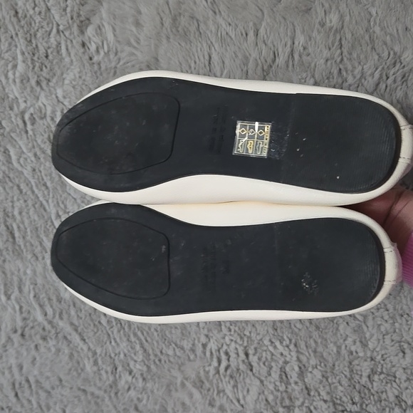 White Mary Janes flat shoes - Picture 7 of 12